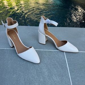Lulus Ivory Block Heel Ankle Strap Pumps – Size 8.5 BRAND NEW(no box)